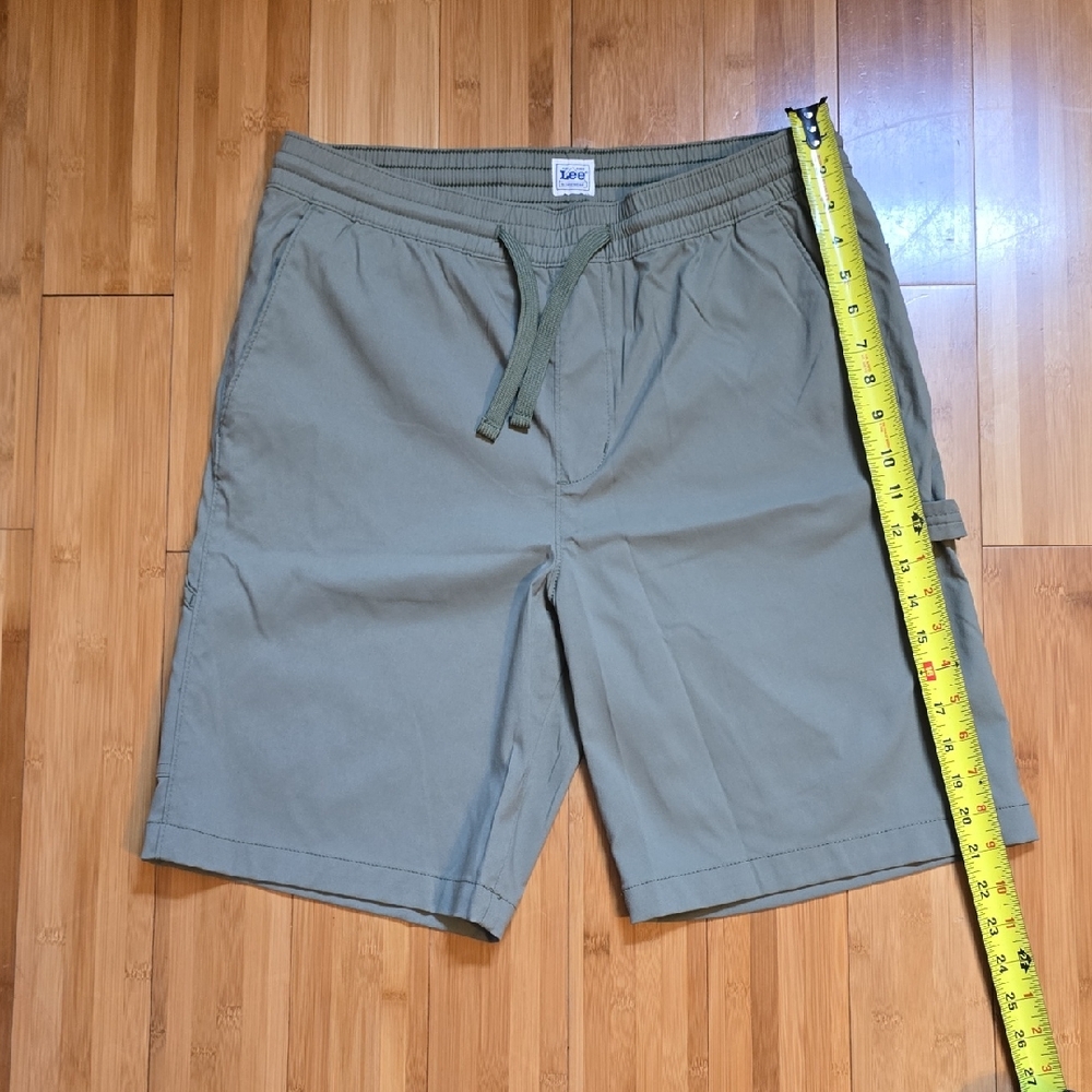 Lee Men's Khaki Cargo Shorts